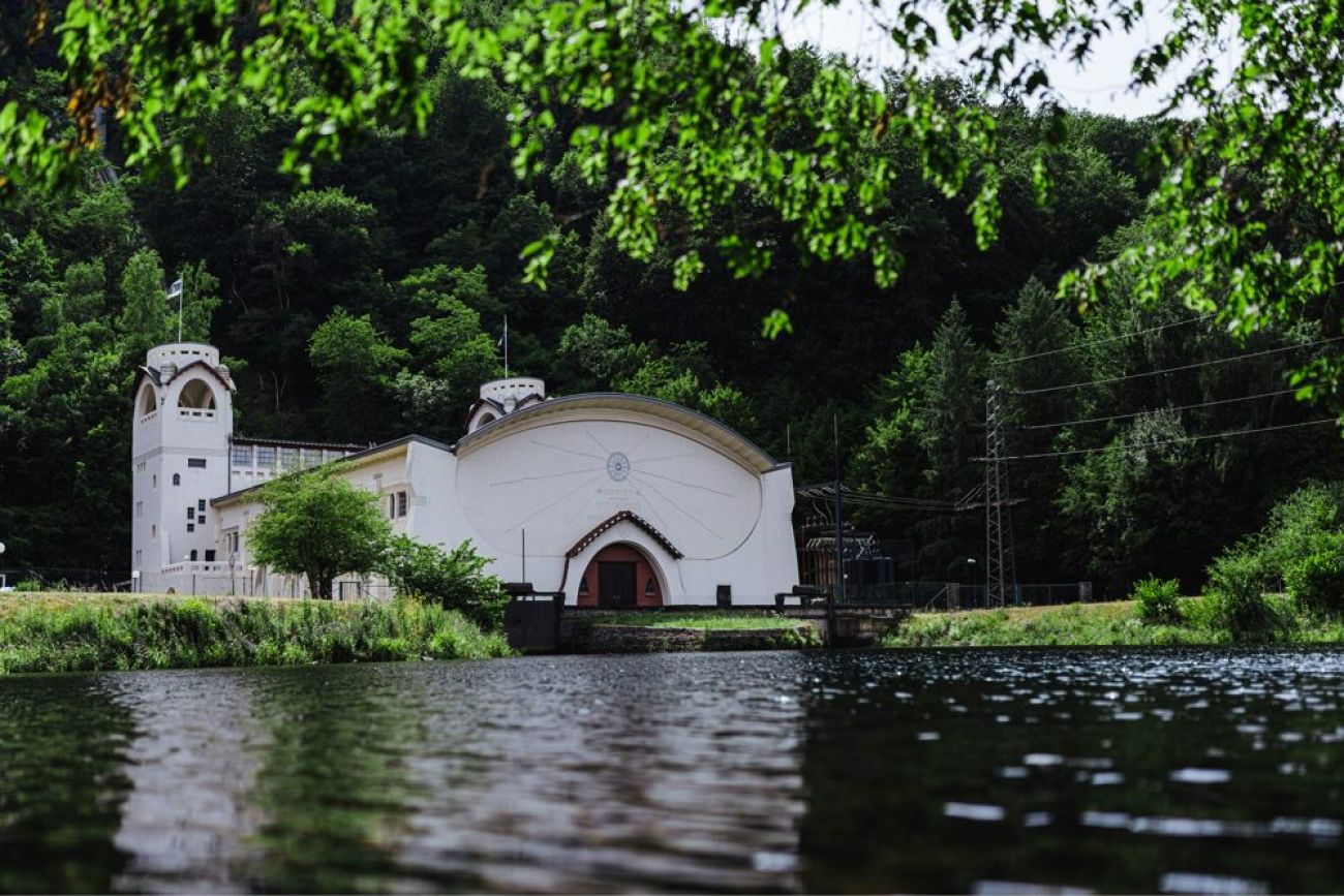 Nationalpark Eifel mit Hund - Jugendstil-Wasserwerk Heimbach