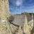 Mit Hund auf der Burg Beynac, Dordogne